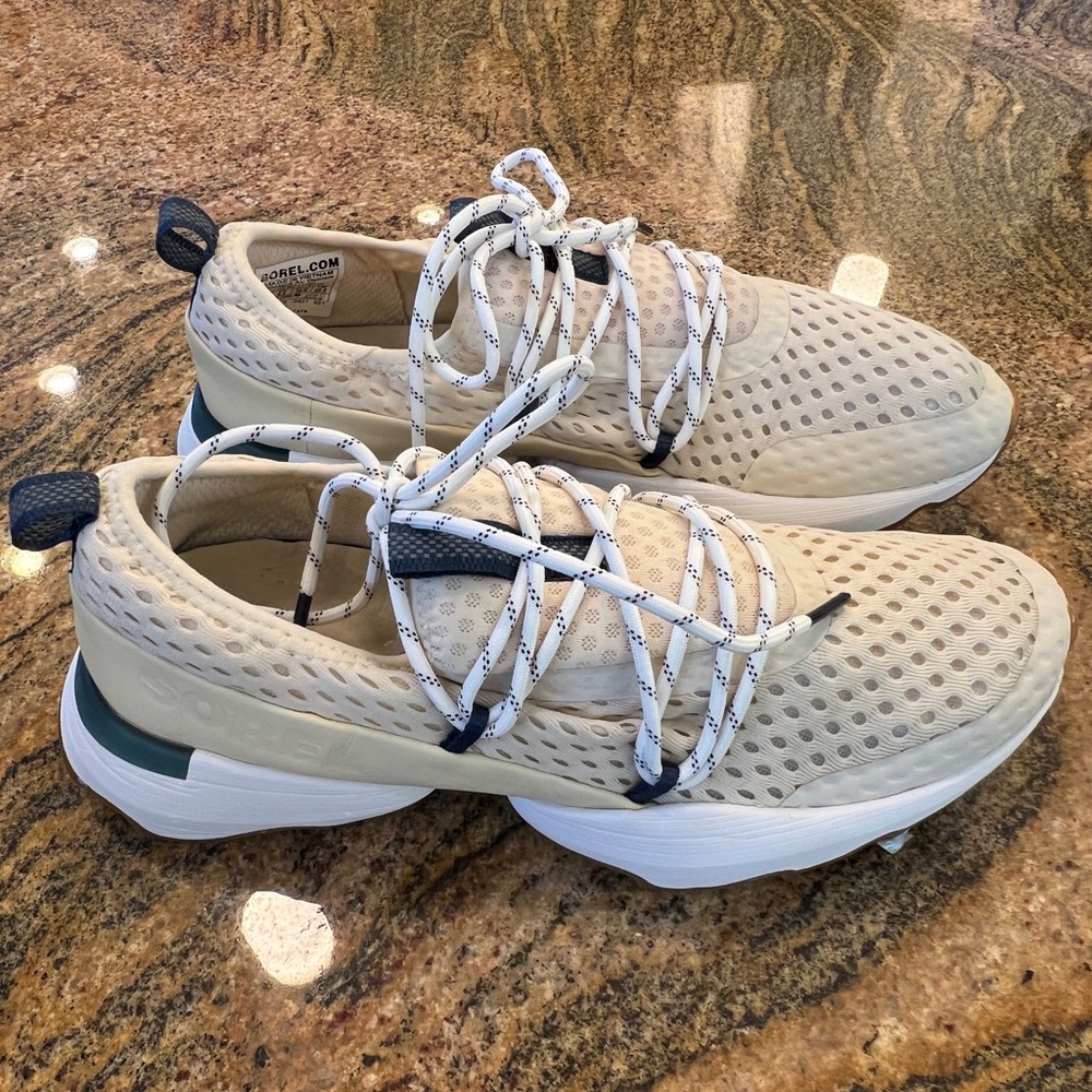 SOREL KINETIC™ IMPACT II LACE UP SNEAKERS Women’s Size 8.5